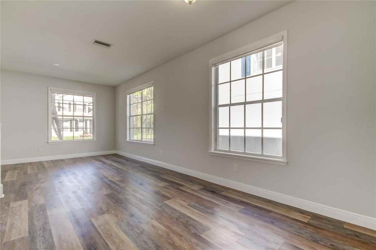 10704 Sierra Vista Pl - Photo 6 of 31