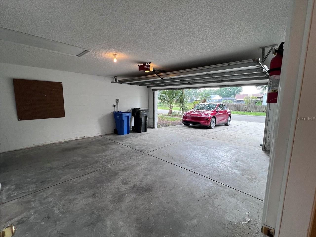 9673 Fox Hearst Rd - Photo 7 of 12