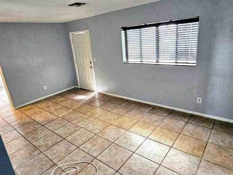 6801 79th Ave N - Photo 7 of 19