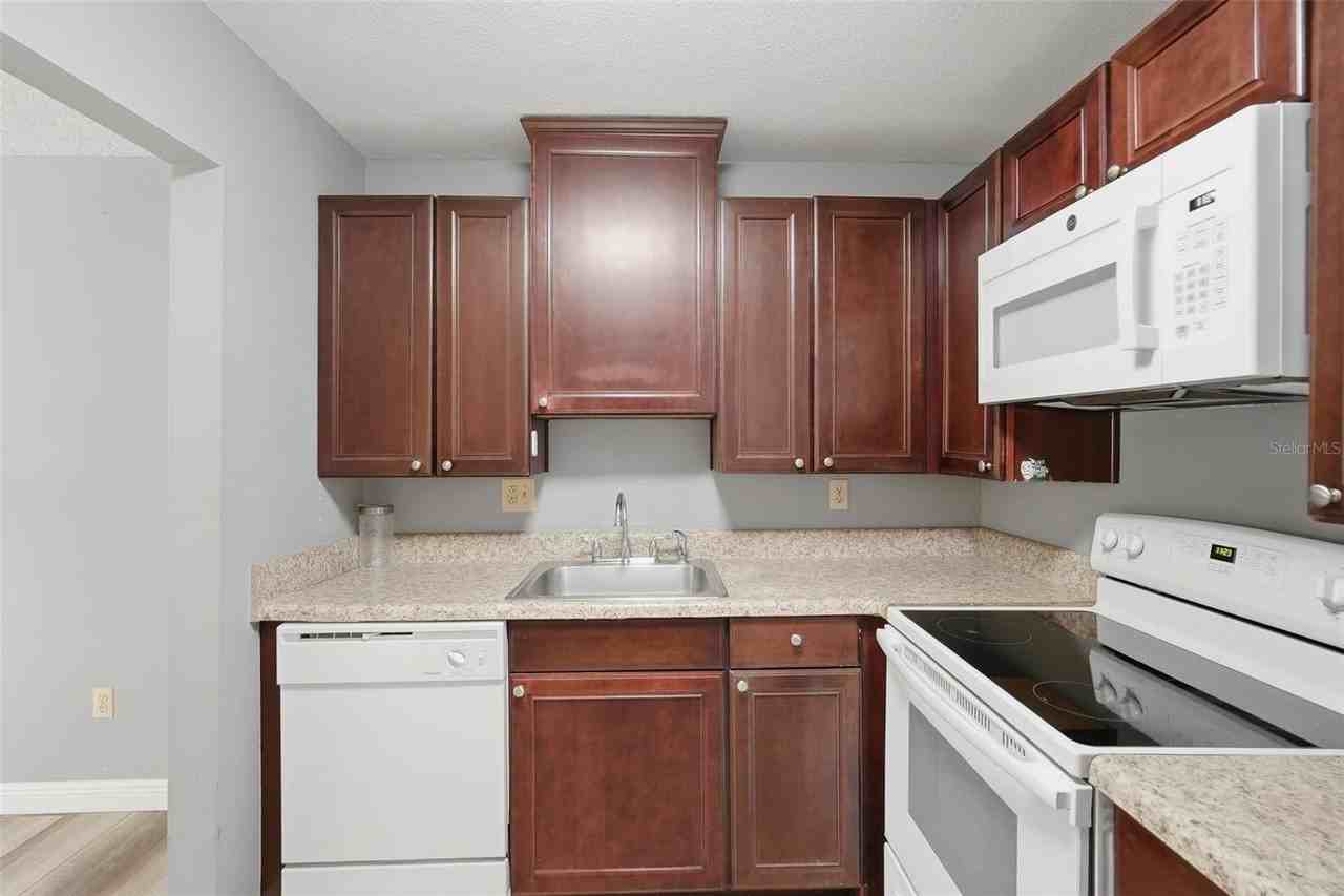 11709 Raintree Village Blvd #C - Photo 6 of 18