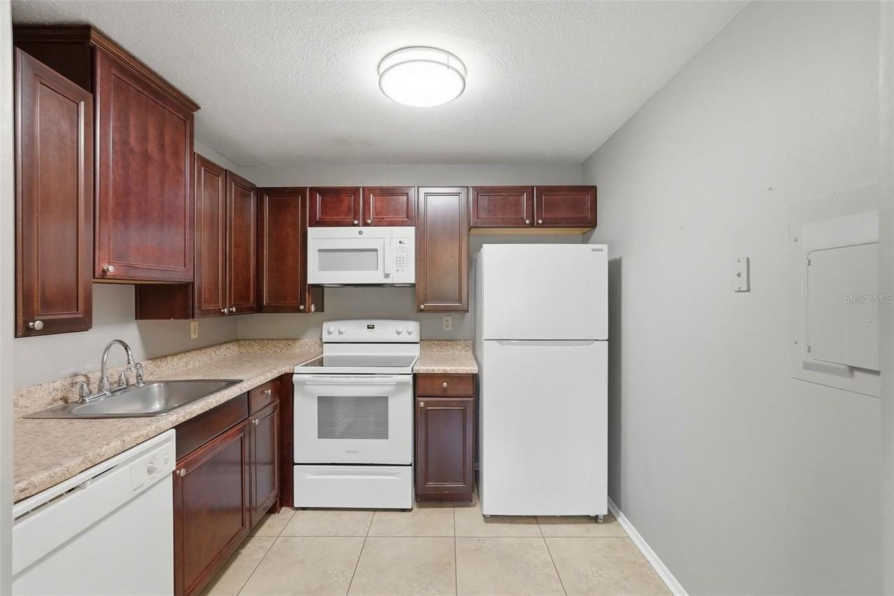 11709 Raintree Village Blvd #C - Photo 7 of 18