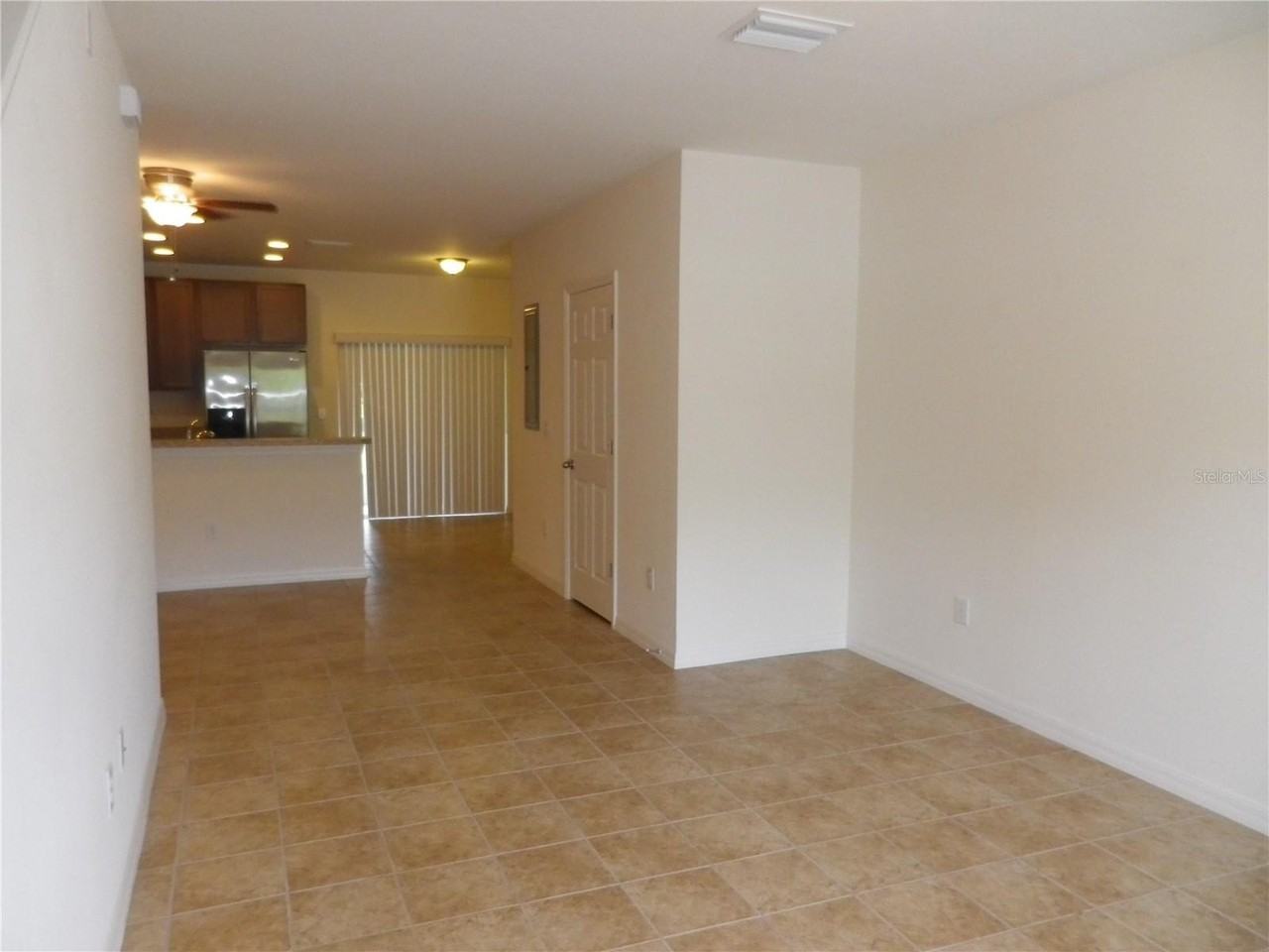 15965 Fishhawk View Dr - Photo 2 of 20