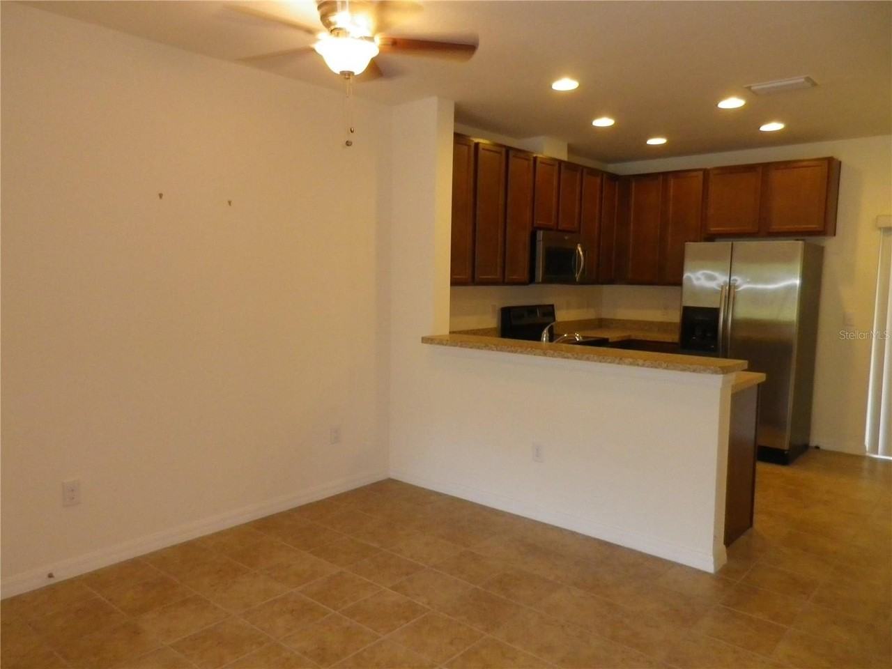 15965 Fishhawk View Dr - Photo 3 of 20