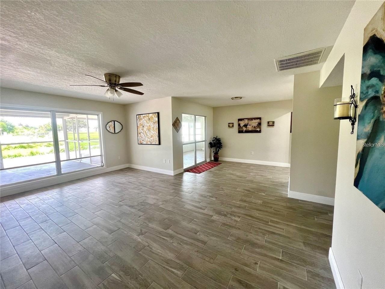 912 La Jolla Ave - Photo 6 of 36
