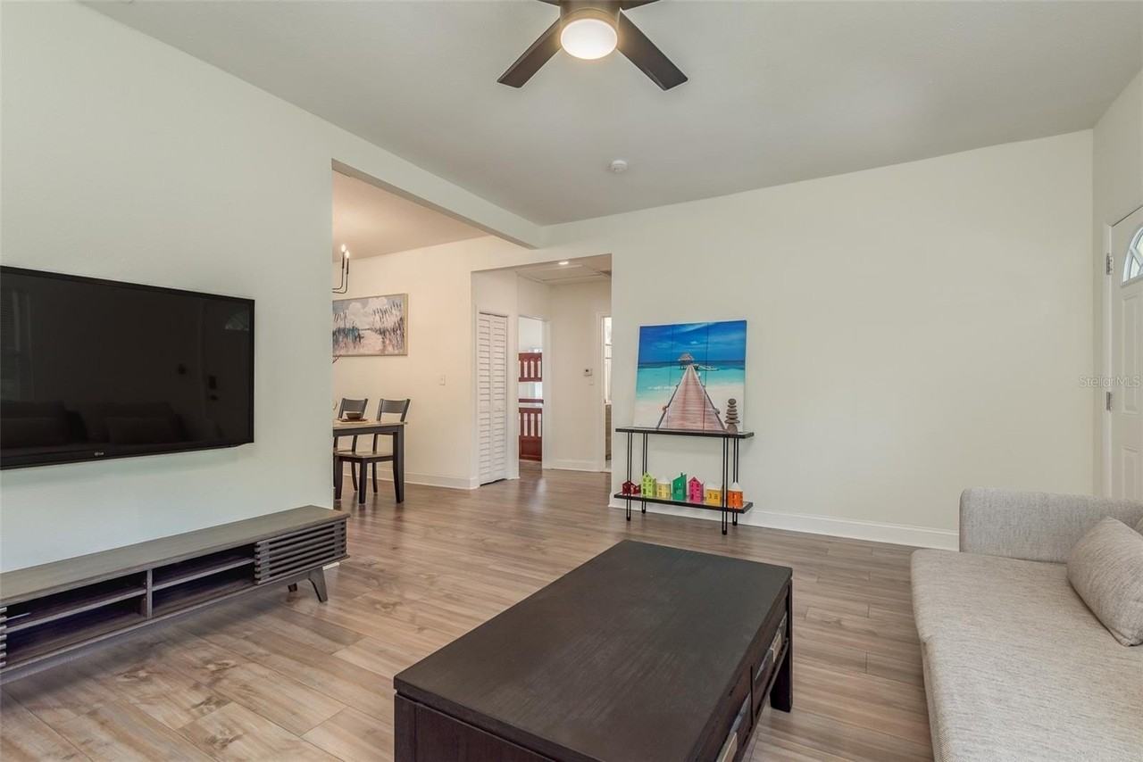 206 W Warren Ave - Photo 7 of 33