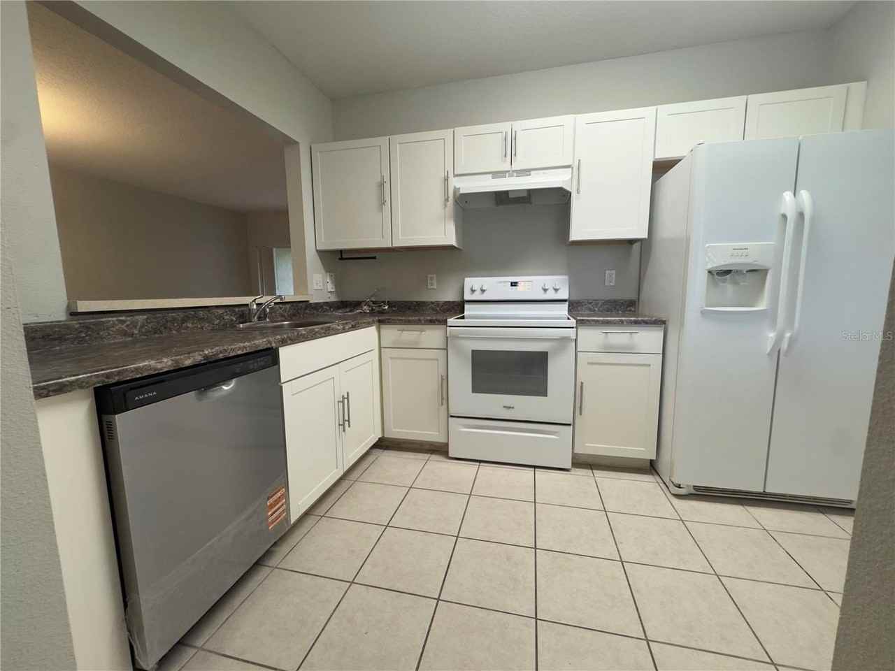 9507 Amberdale Ct #201 - Photo 3 of 16