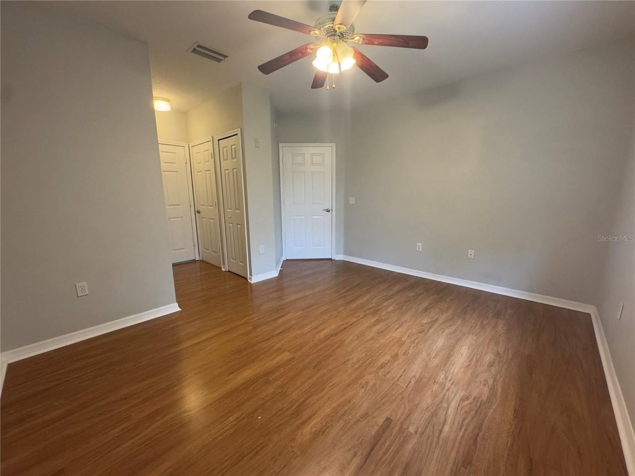 9507 Amberdale Ct #201 - Photo 5 of 16