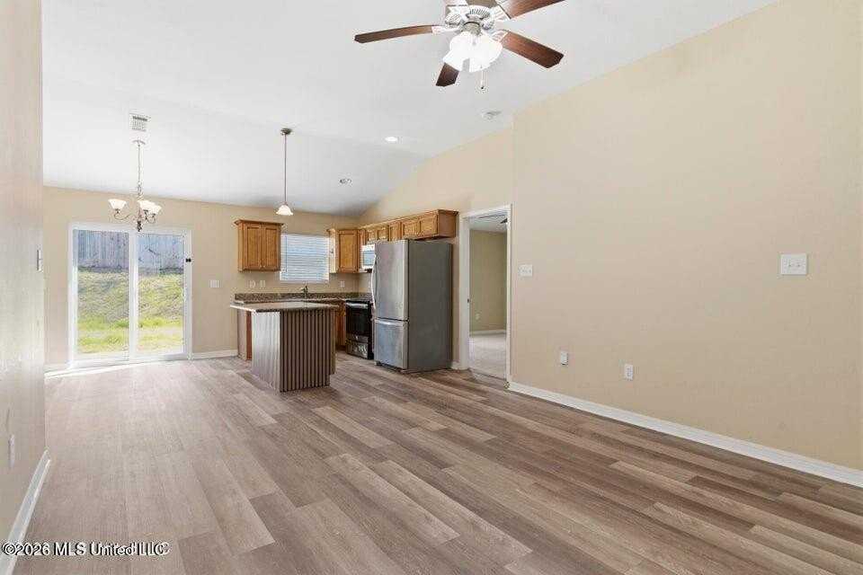 13056 Turtle Creek Pkwy - Photo 5 of 22