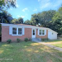 featured image of 2217 32nd St