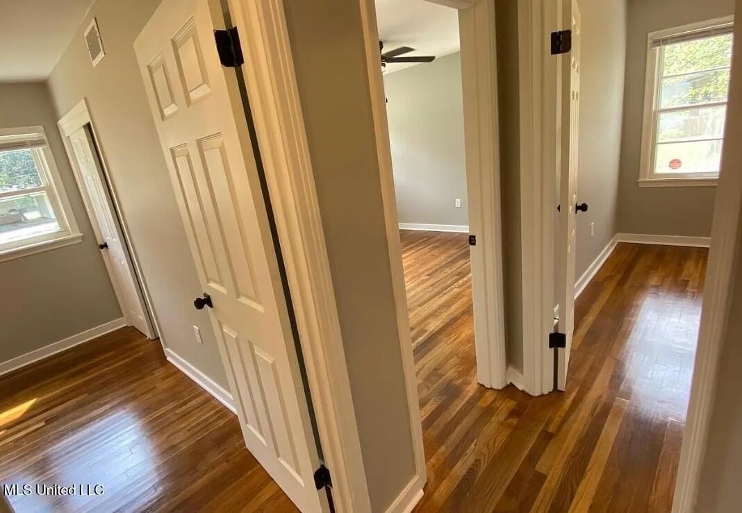 160 Wildwood Cir - Photo 7 of 15