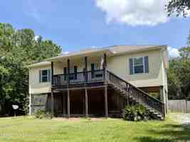 featured image of 2068 Bienville Ave