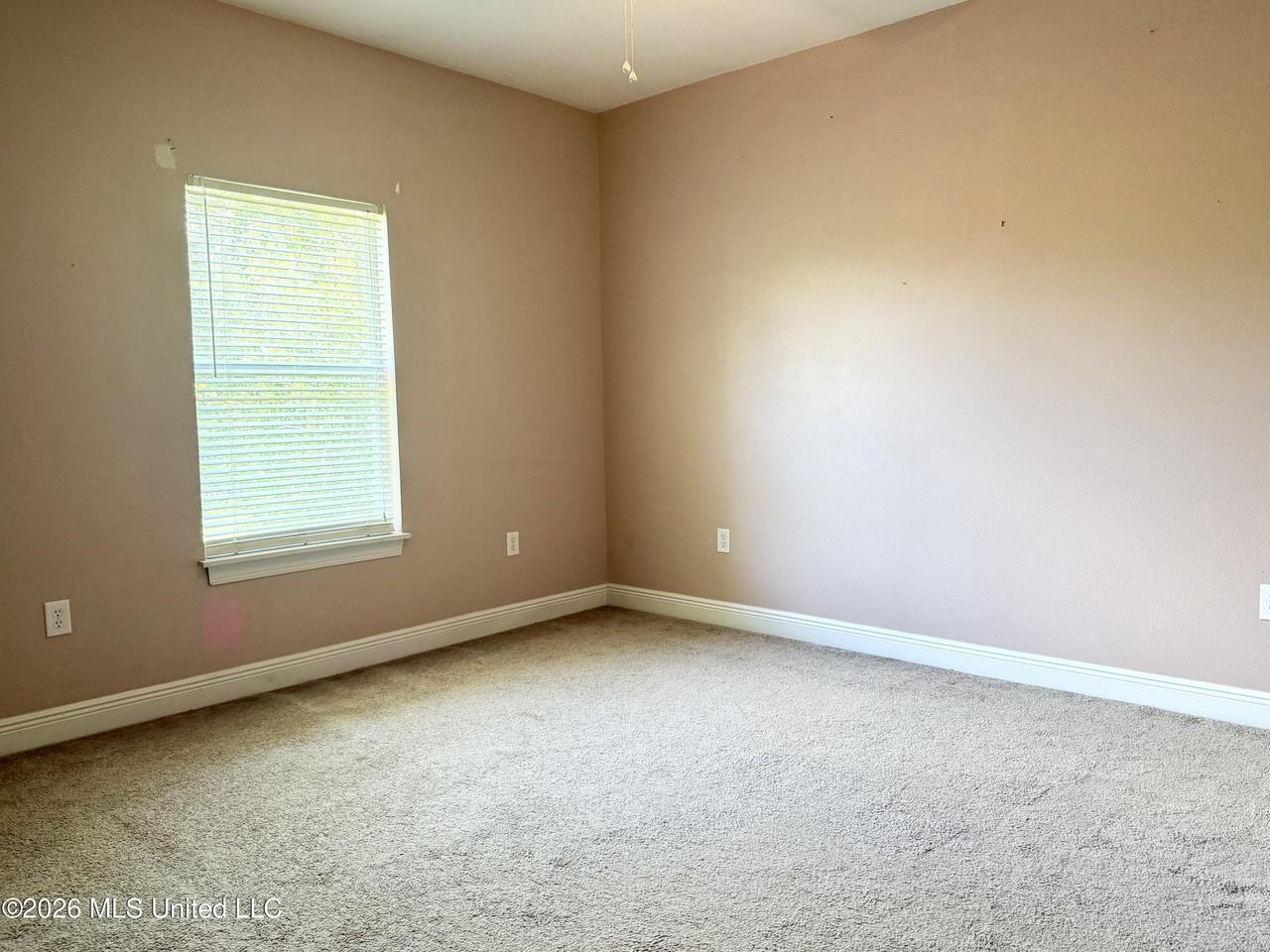 2068 Bienville Ave - Photo 7 of 7