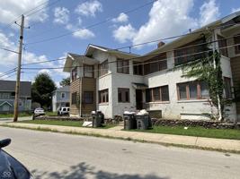 featured image of 634 E 37th St #2