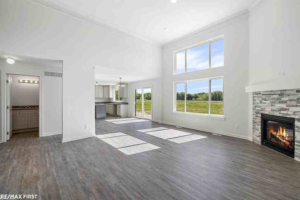 6839 Pintail Rd - Photo 6 of 32