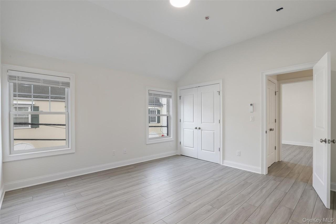 225 Katonah Ave #2 - Photo 6 of 9