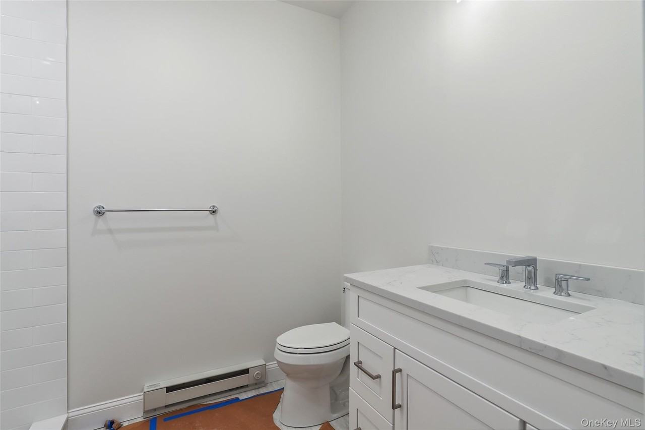 225 Katonah Ave #2 - Photo 7 of 9