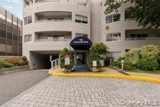 100 Cuttermill Rd #4V - Photo 1 of 1