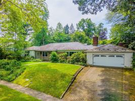 featured image of 10 Hampton Rd