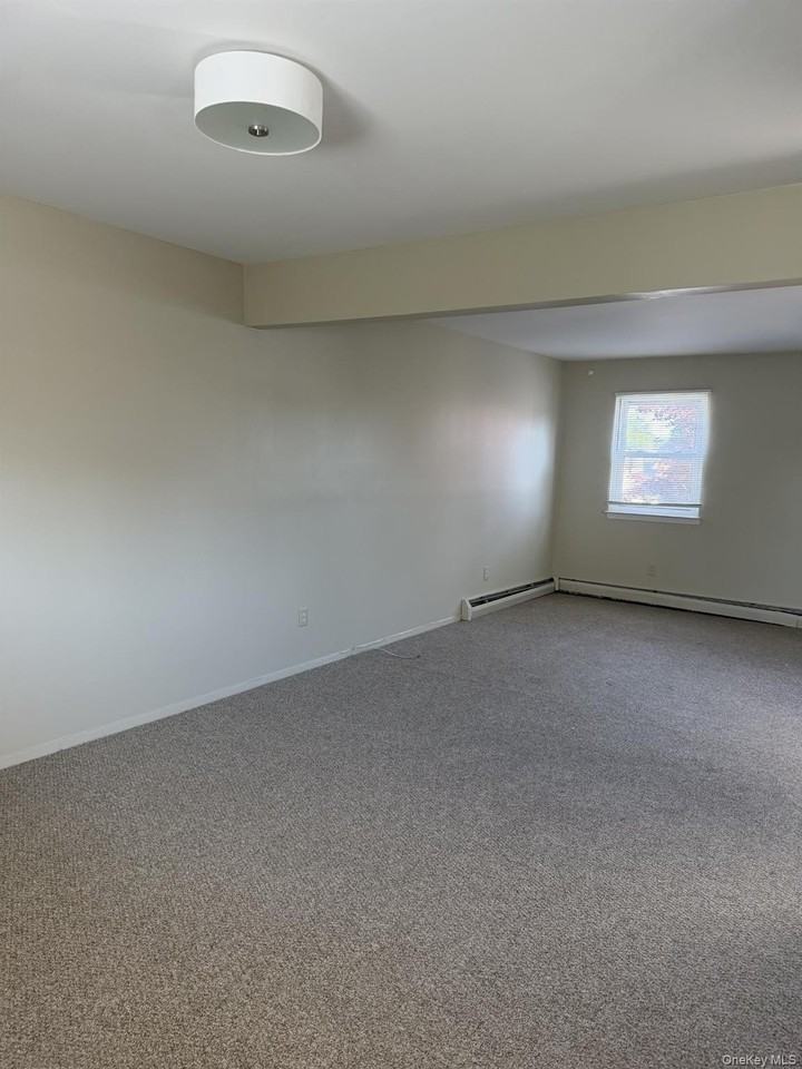 685 3rd St - Photo 7 of 12