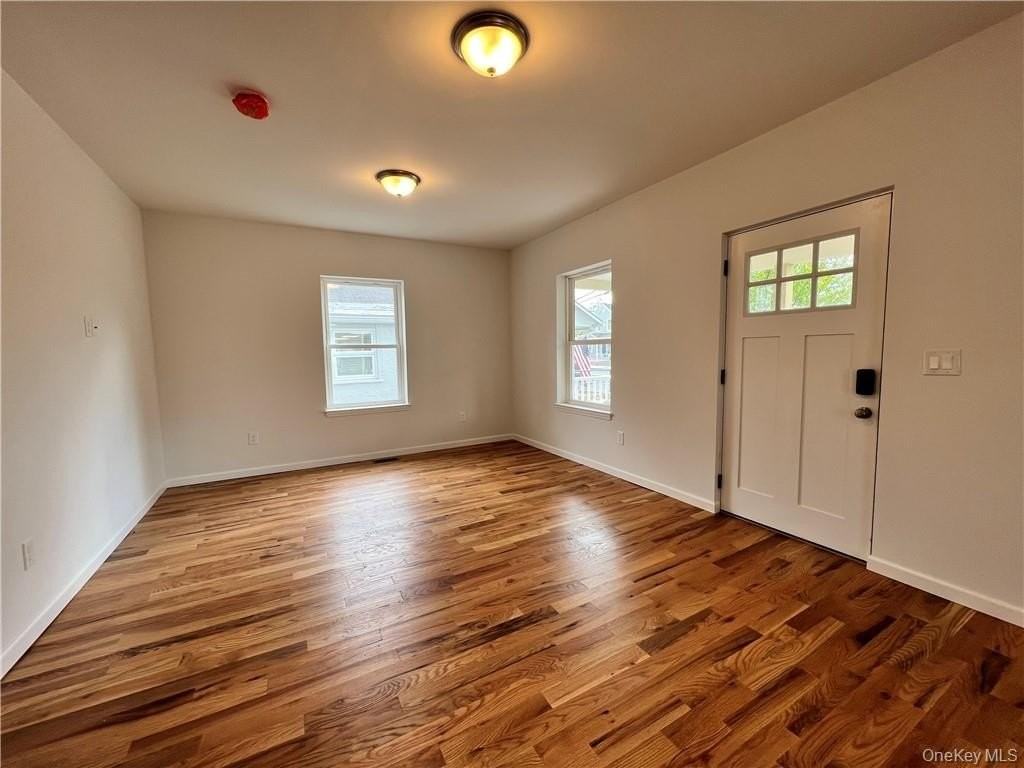 126 Main St #1 - Photo 4 of 10