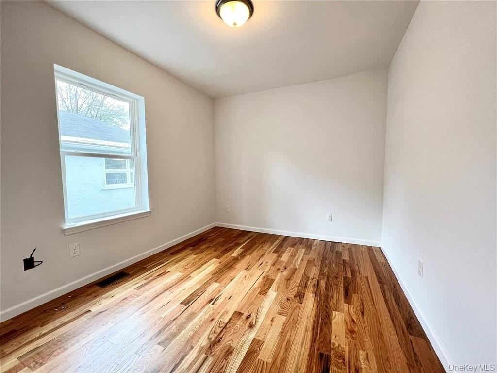126 Main St #1 - Photo 6 of 10