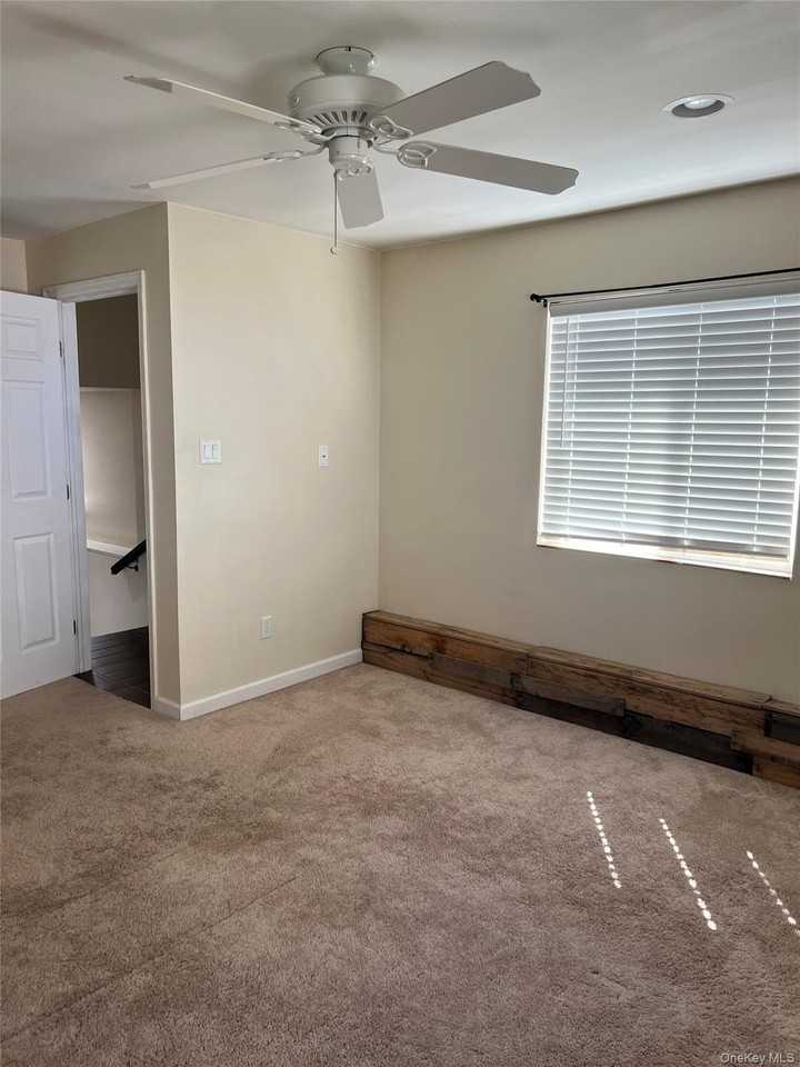278 Swan Lake Dr - Photo 3 of 6
