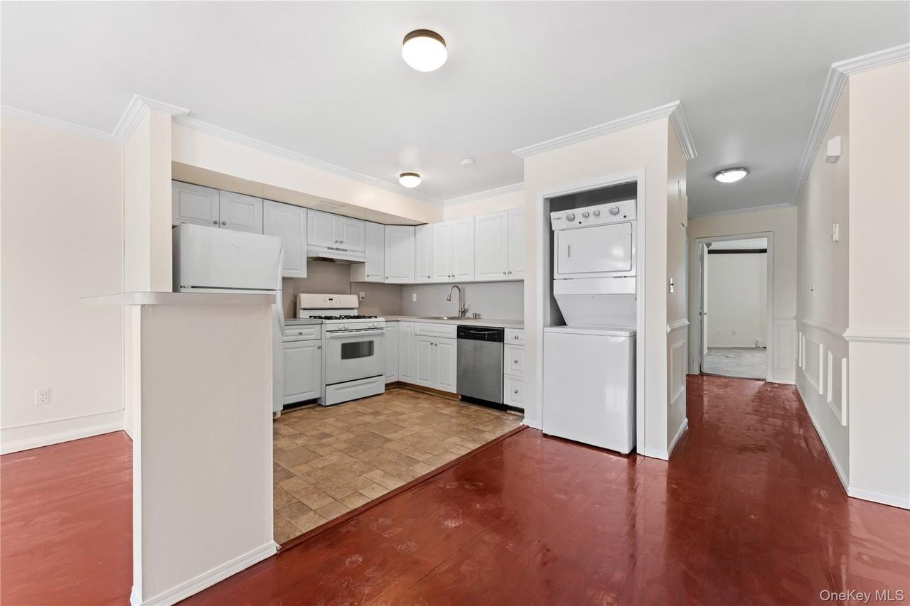 84120 Austin St #3 - Photo 4 of 15