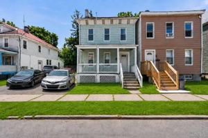 featured image of 457 1st St