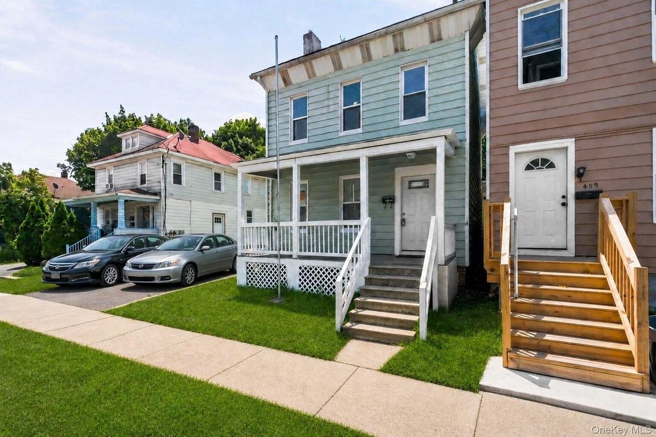 457 1st St - Photo 2 of 30
