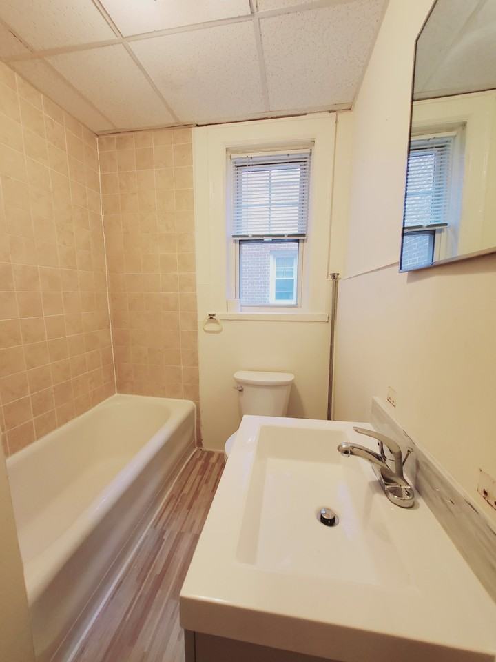 639 Summer St #Q - Photo 5 of 7