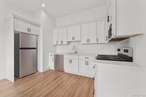 featured image of 48 North St #305