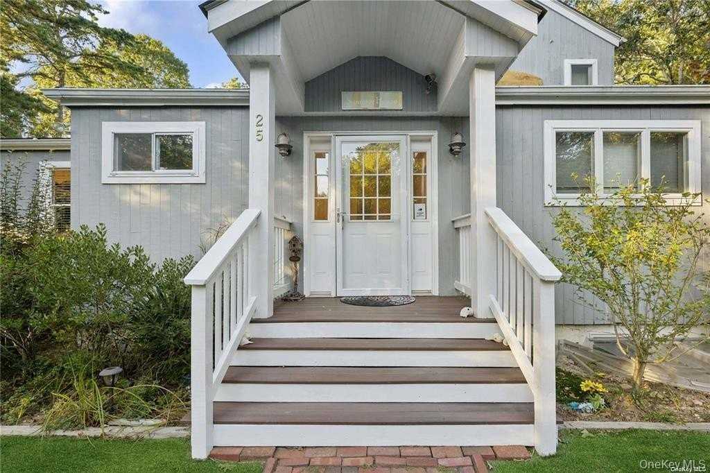 25 Blue Jay Way - Photo 2 of 18