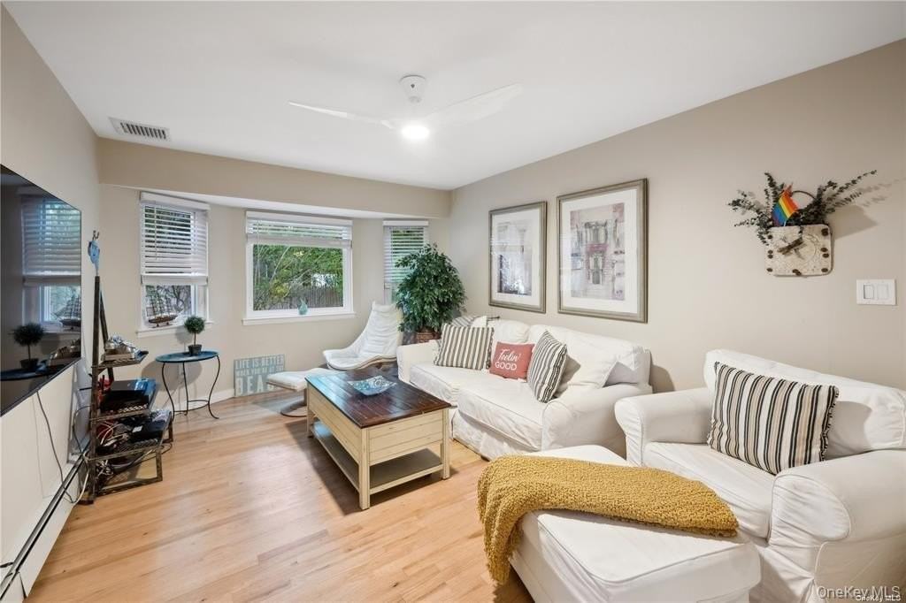 25 Blue Jay Way - Photo 6 of 18
