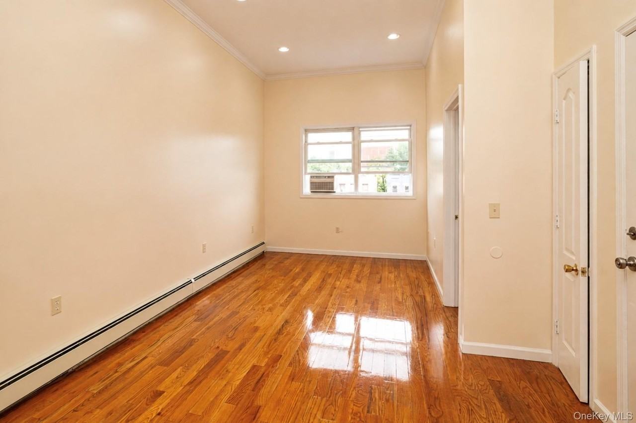 1726 Linden Blvd - Photo 3 of 8