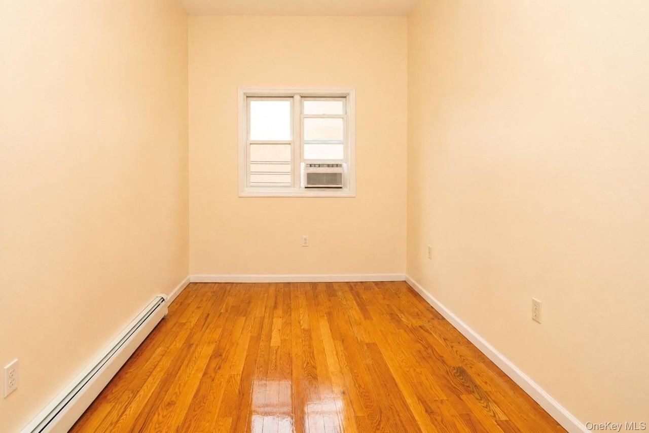 1726 Linden Blvd - Photo 4 of 8