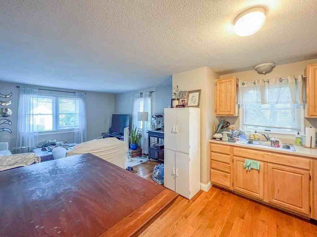 18 Germain Ave #3 - Photo 5 of 11