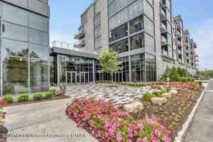 featured image of 30 Melrose Ter #219