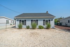 featured image of 43 Florence Ln