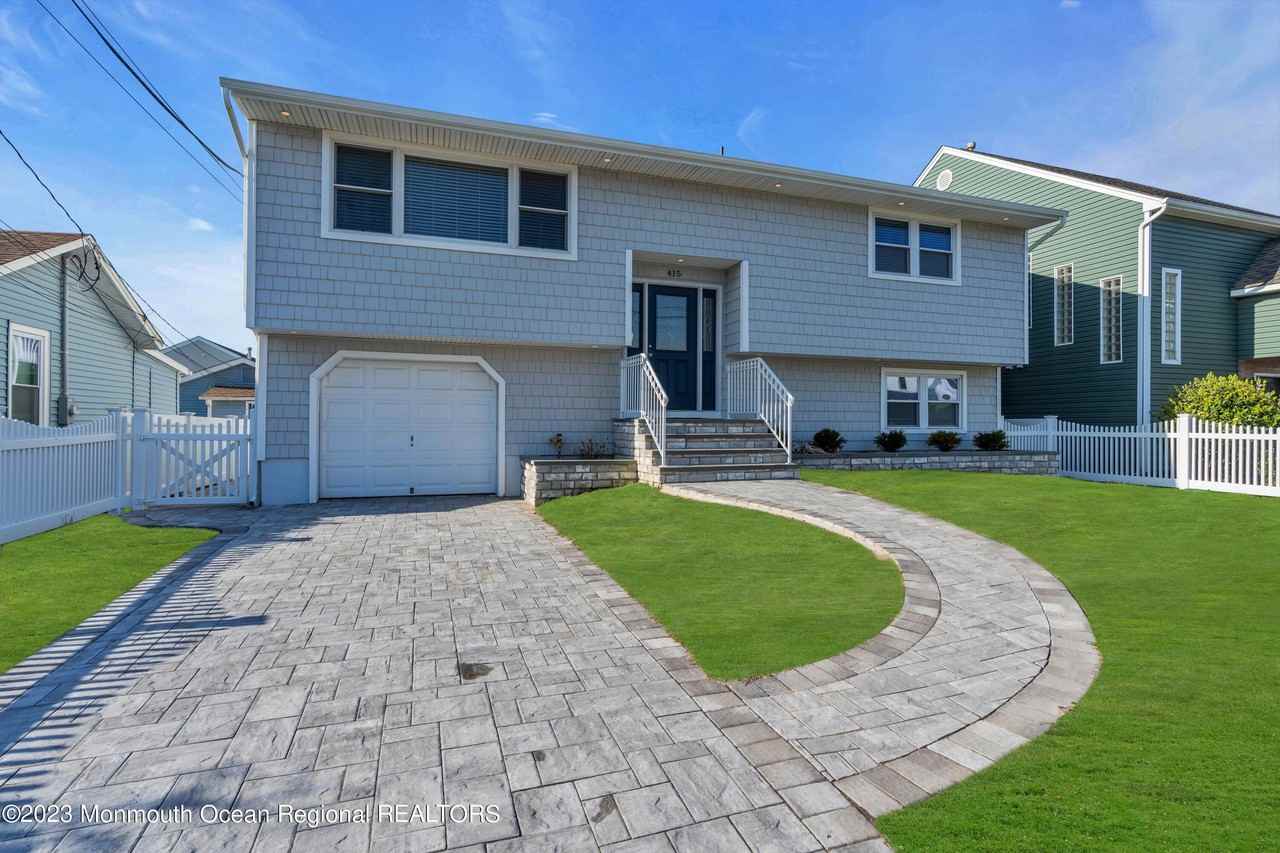 415 15th Ave - Photo 4 of 48