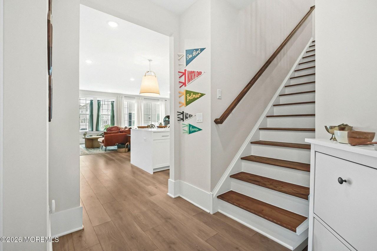 4039 Heron Dr - Photo 6 of 42