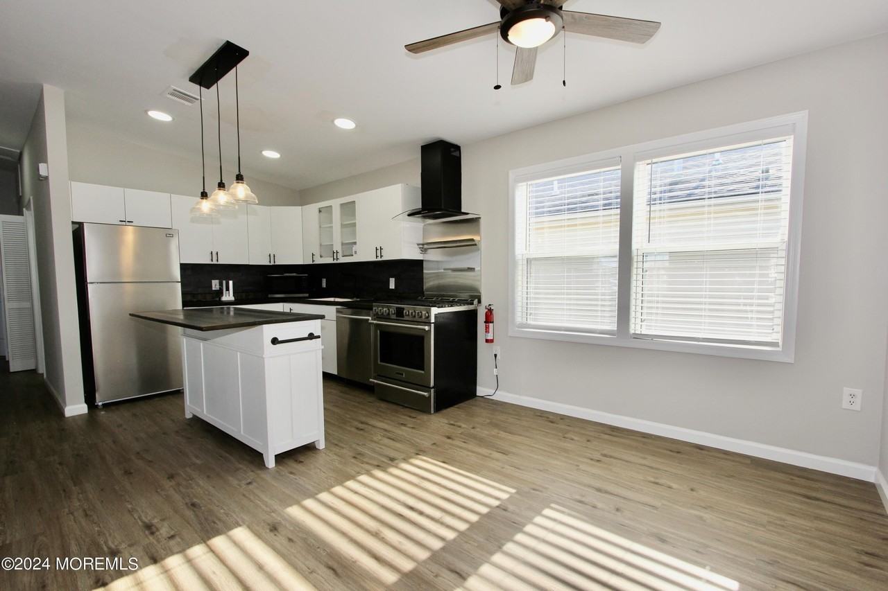 1001 Nw Central Ave #2 - Photo 7 of 23