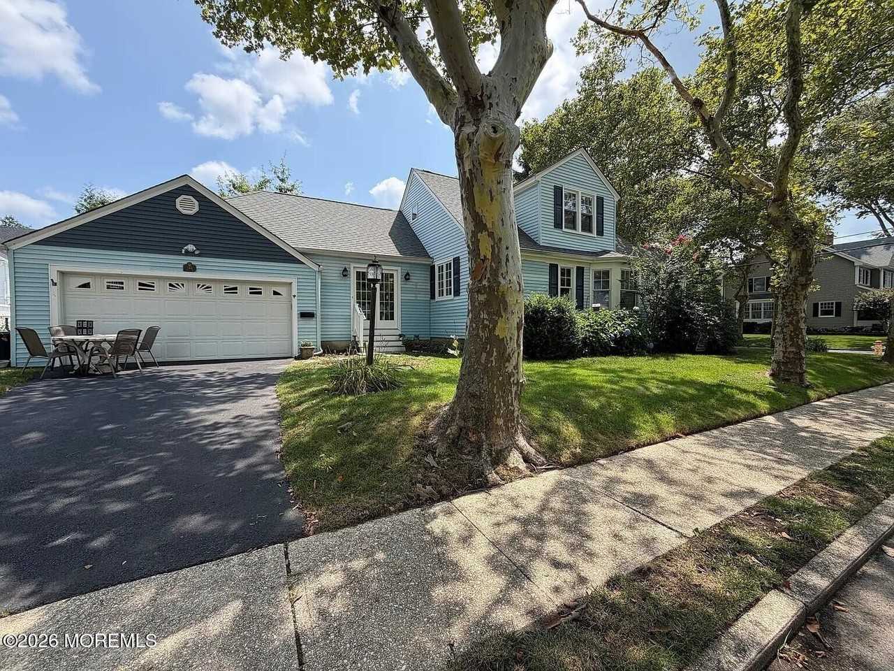 344 Cedar Ave - Photo 2 of 19