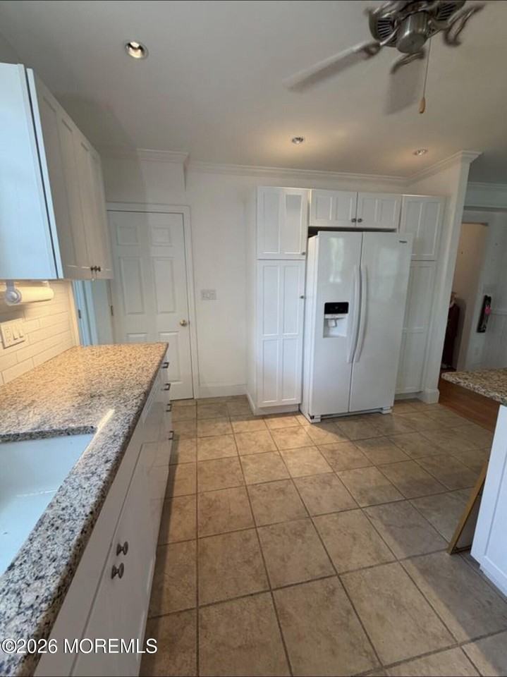 344 Cedar Ave - Photo 6 of 19