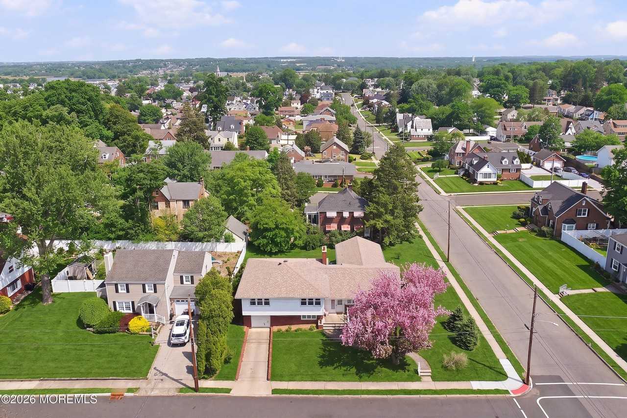 33 Beryl St - Photo 6 of 45