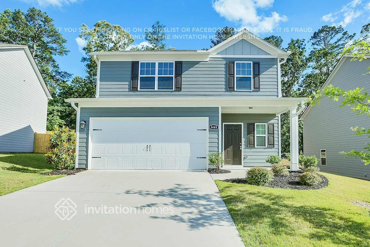 3465 Ridge Hill Pkwy - Photo 2 of 18