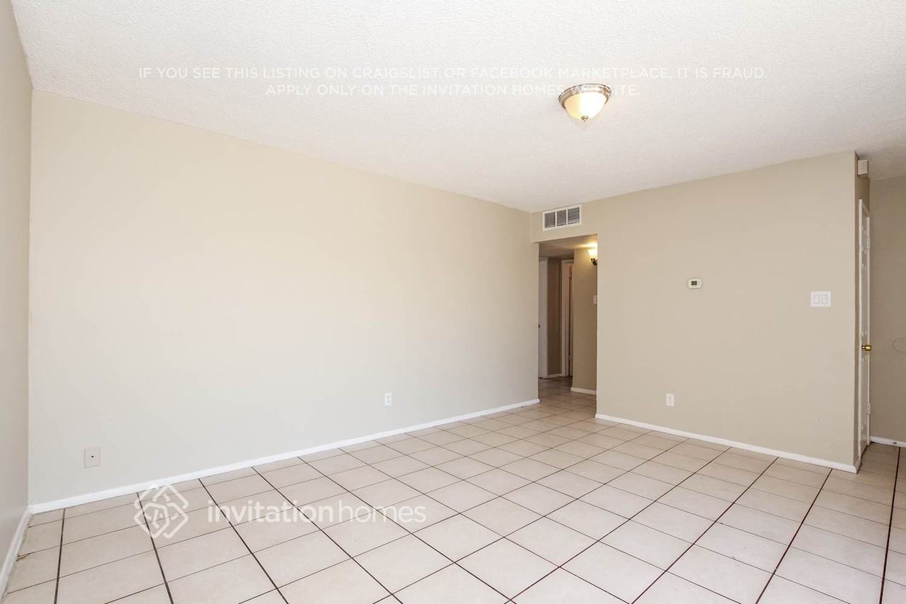 3712 W Catalina Dr - Photo 6 of 20