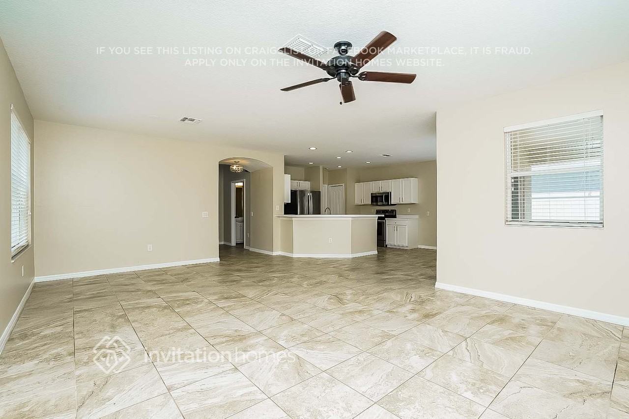 25926 Terrawood Loop - Photo 3 of 16