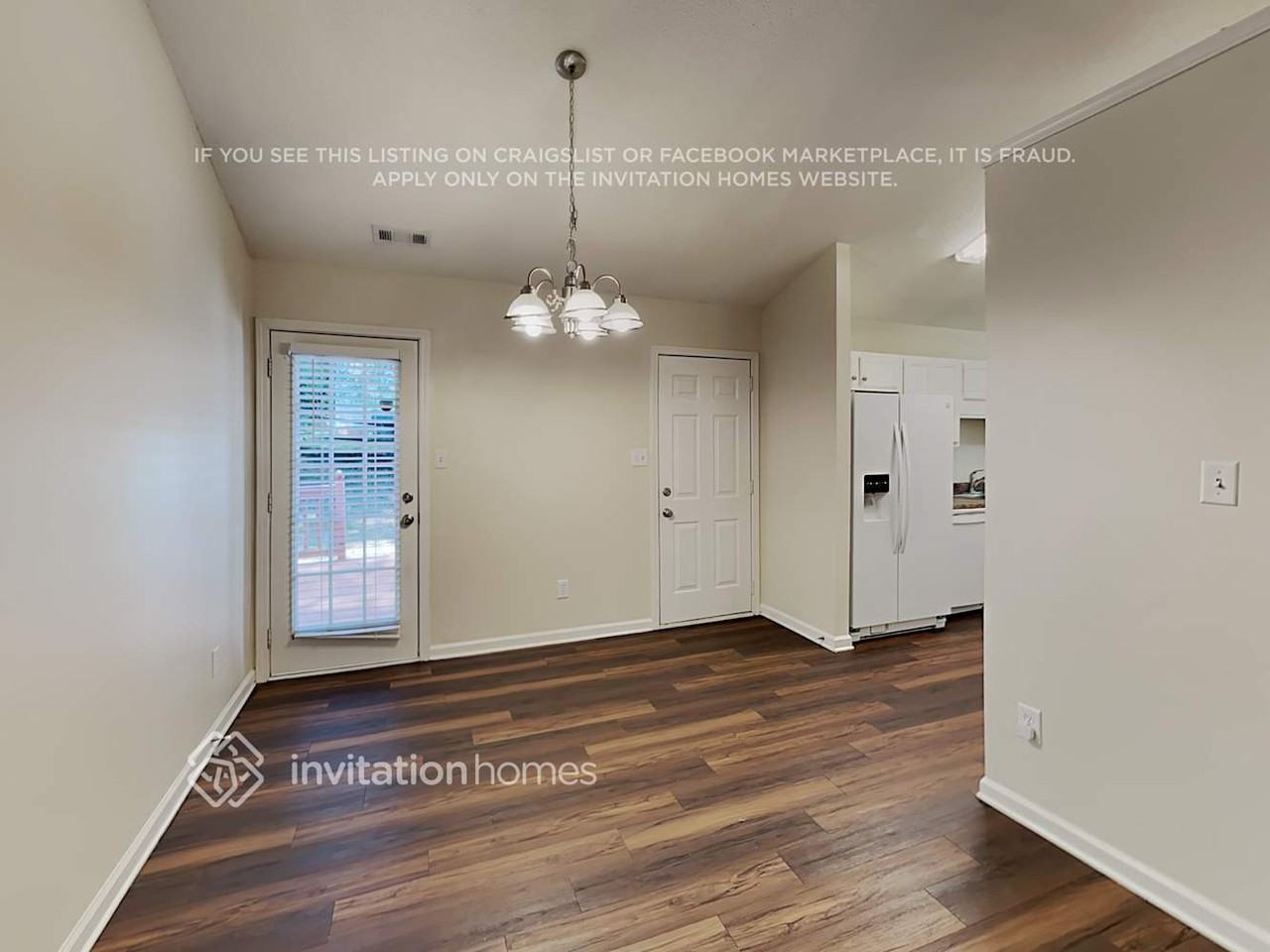 7805 Royce Hall Ln - Photo 5 of 18