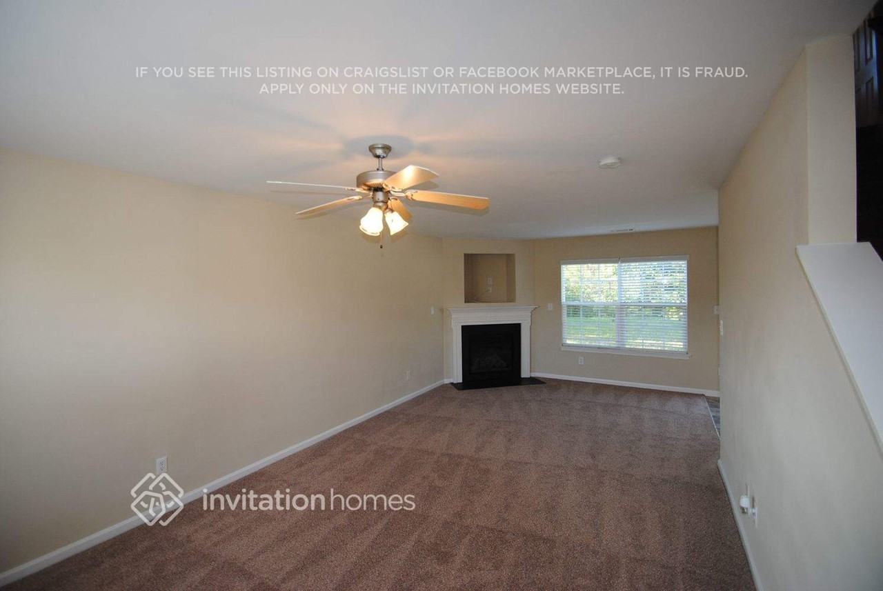214 Glencroft Dr - Photo 2 of 9