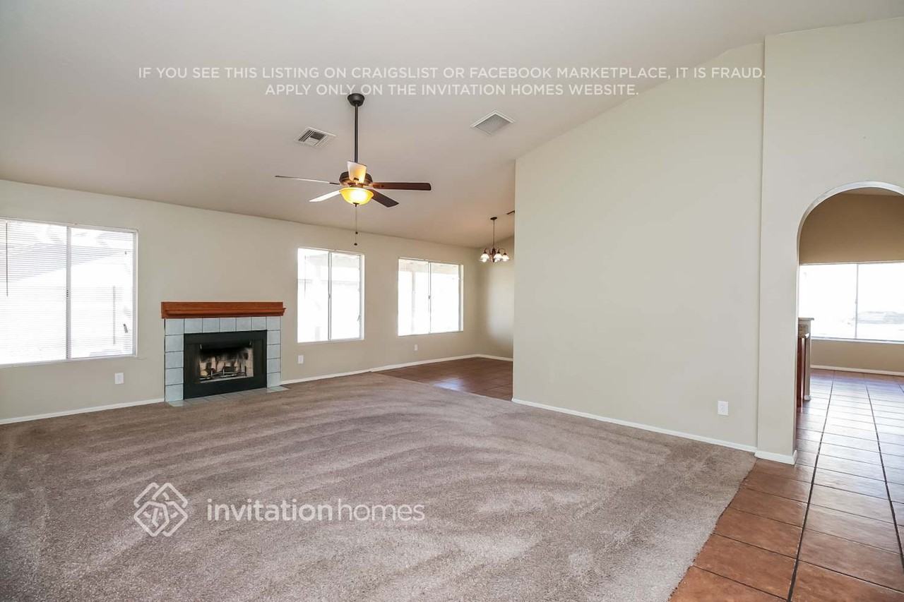 5430 N 79th Dr - Photo 3 of 21